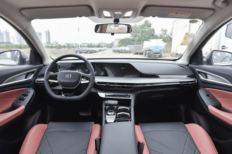 长安汽车全部车型图片／长安汽车所有车型图片内饰