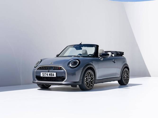 敞篷宝马mini／敞篷宝马迷你后座怎么放平