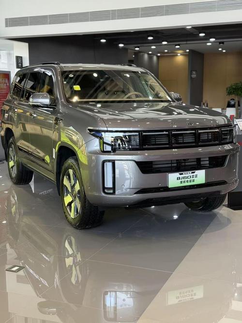 北京吉普车bj70报价及图片(北京吉普车2020新款价格)